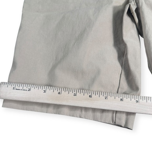 CHICO'S So Slimming Shorts Tan Beige Size 0.5 Bermuda Style Women's - Picture 3 of 10